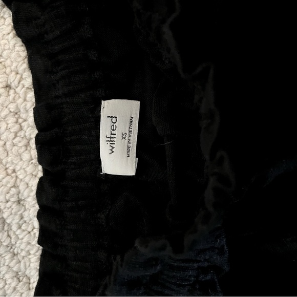 Wilfred off the shoulder top - Picture 3 of 5